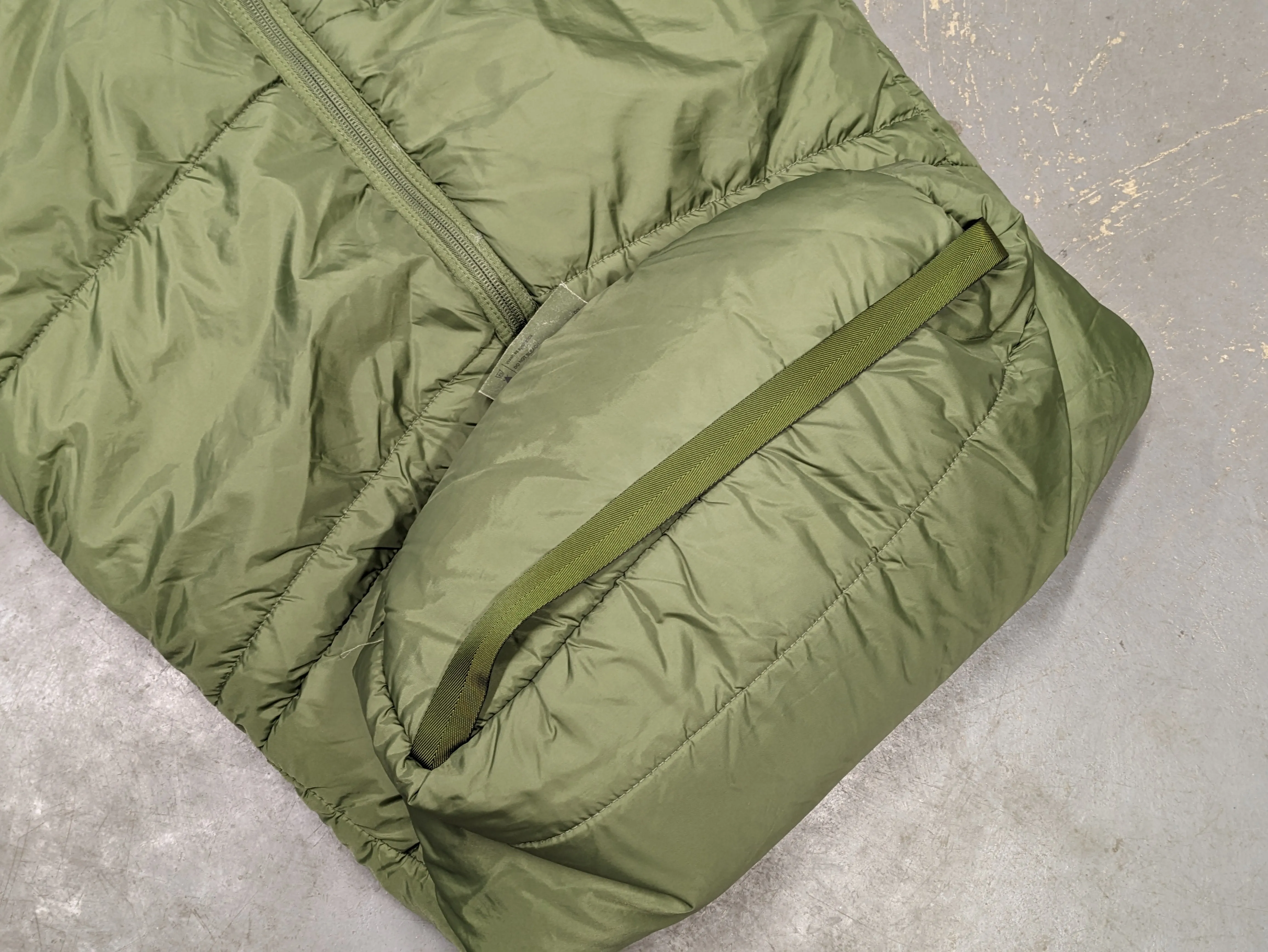 Arctic Extreme Cold Weather Sleeping Bag - Dated 2009