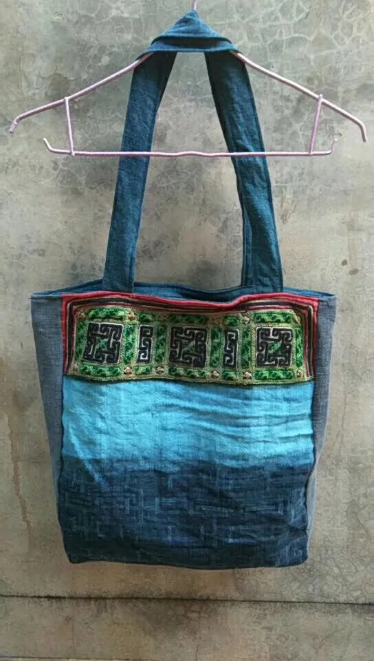 Chinese Minority people's hand bag vintage hand embroidery homespun hand-woven fabric handbag