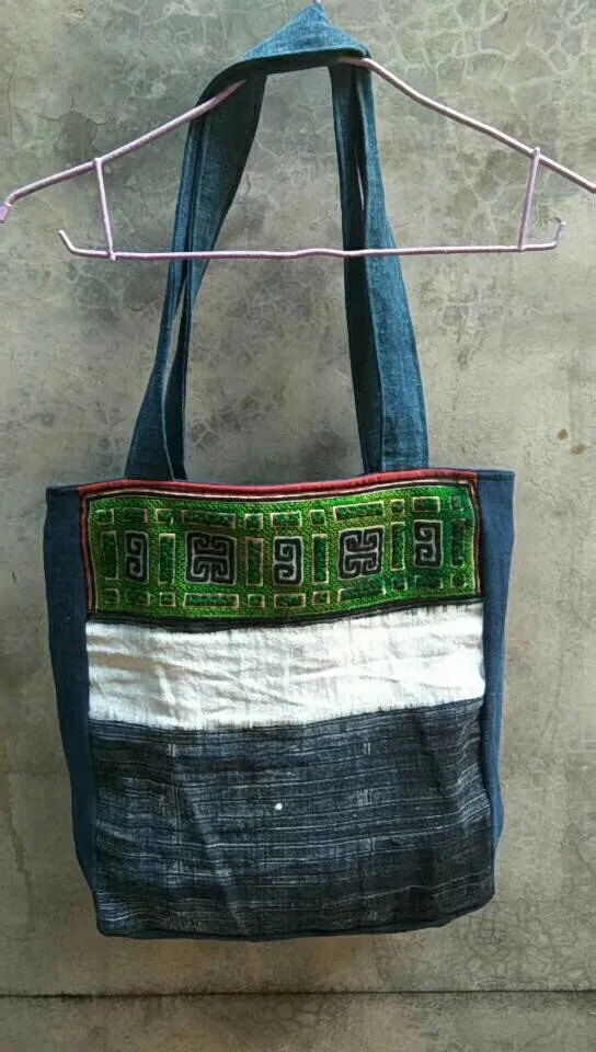 Chinese Minority people's hand bag vintage hand embroidery homespun hand-woven fabric handbag