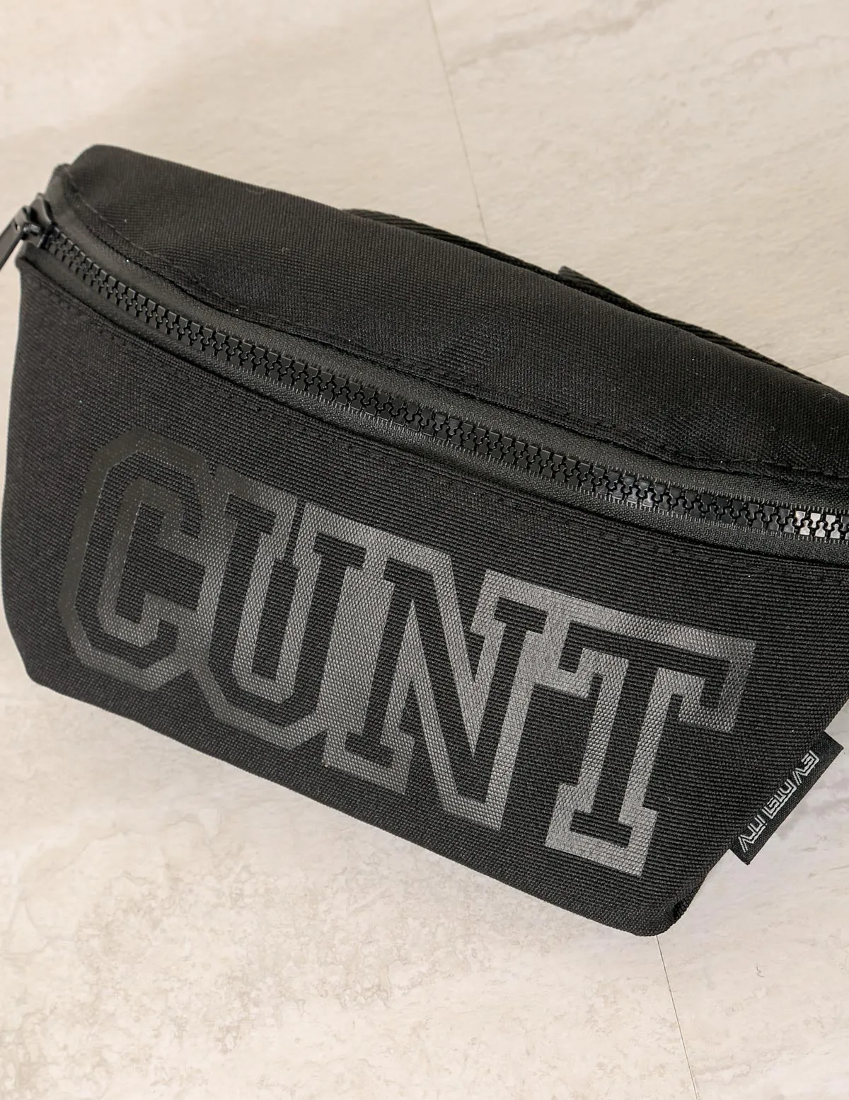 Fanny Pack | Slim |WERDS Cunt Black & Black