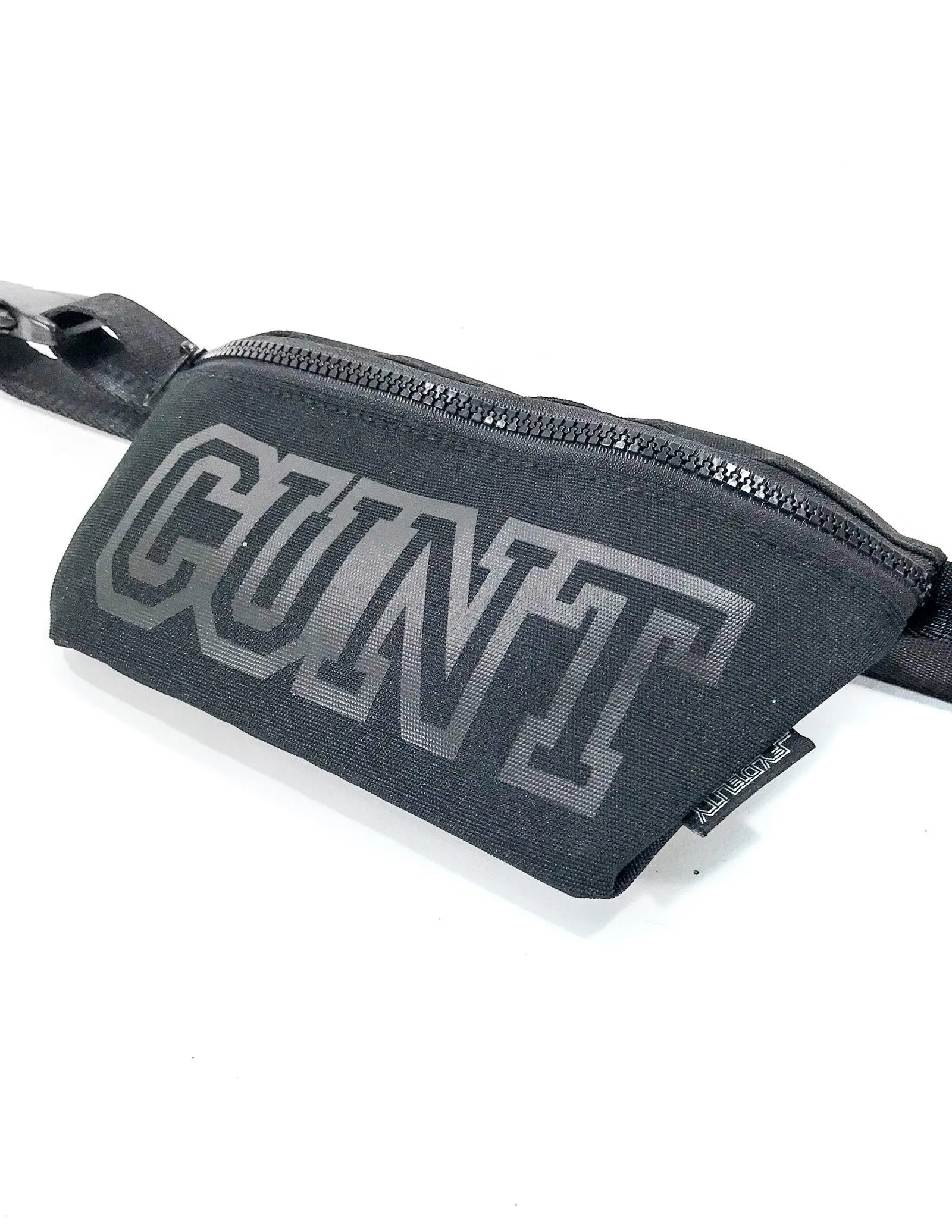 Fanny Pack | Slim |WERDS Cunt Black & Black