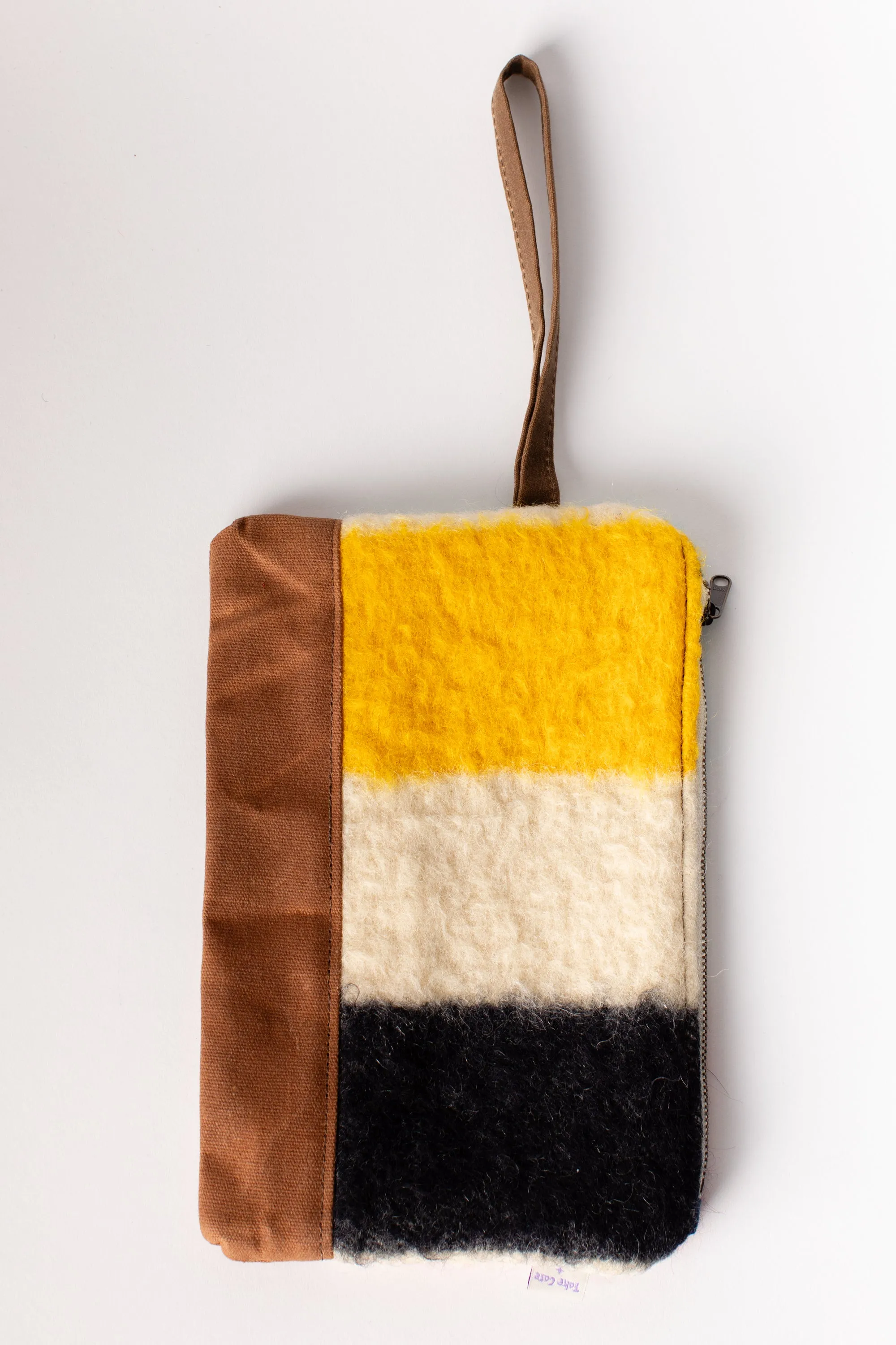 Hudson Bay Clutch Version B