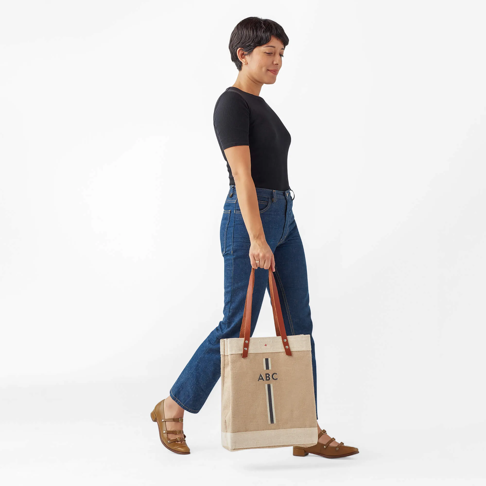 Market Tote in Natural with Black Monogram