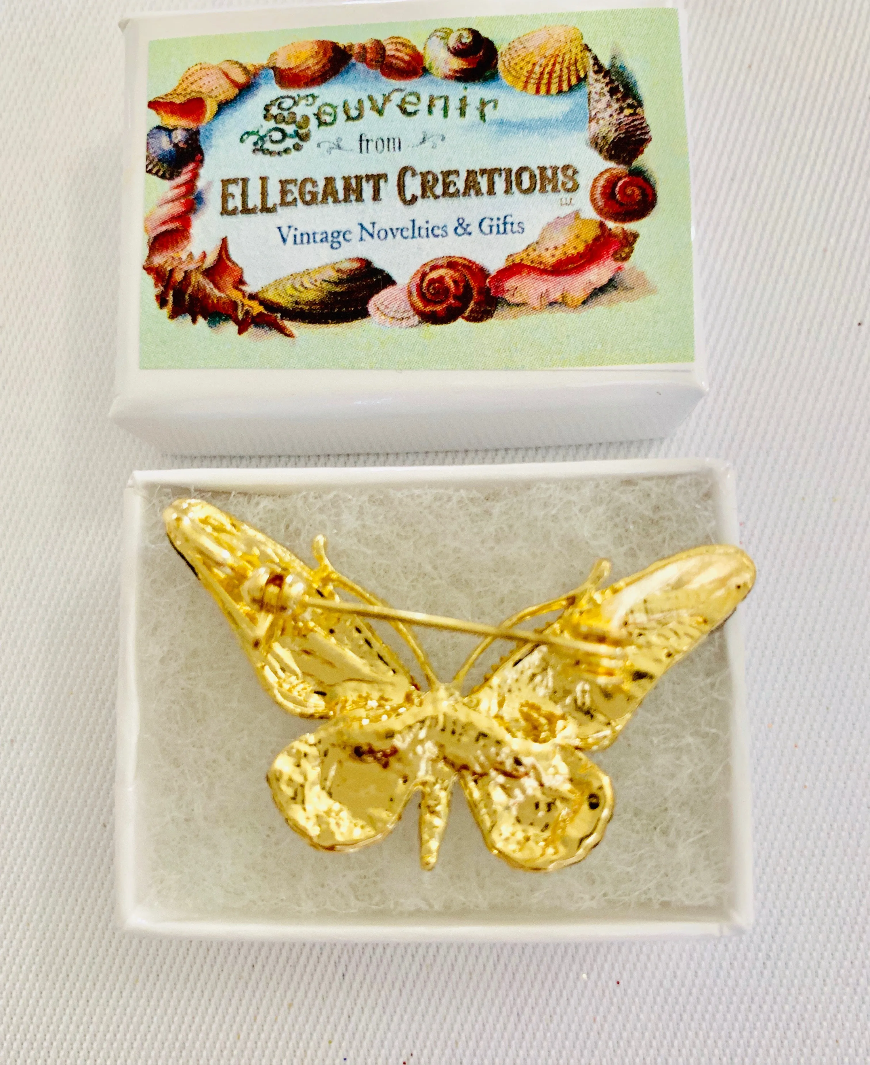 Pin BUTTERFLY