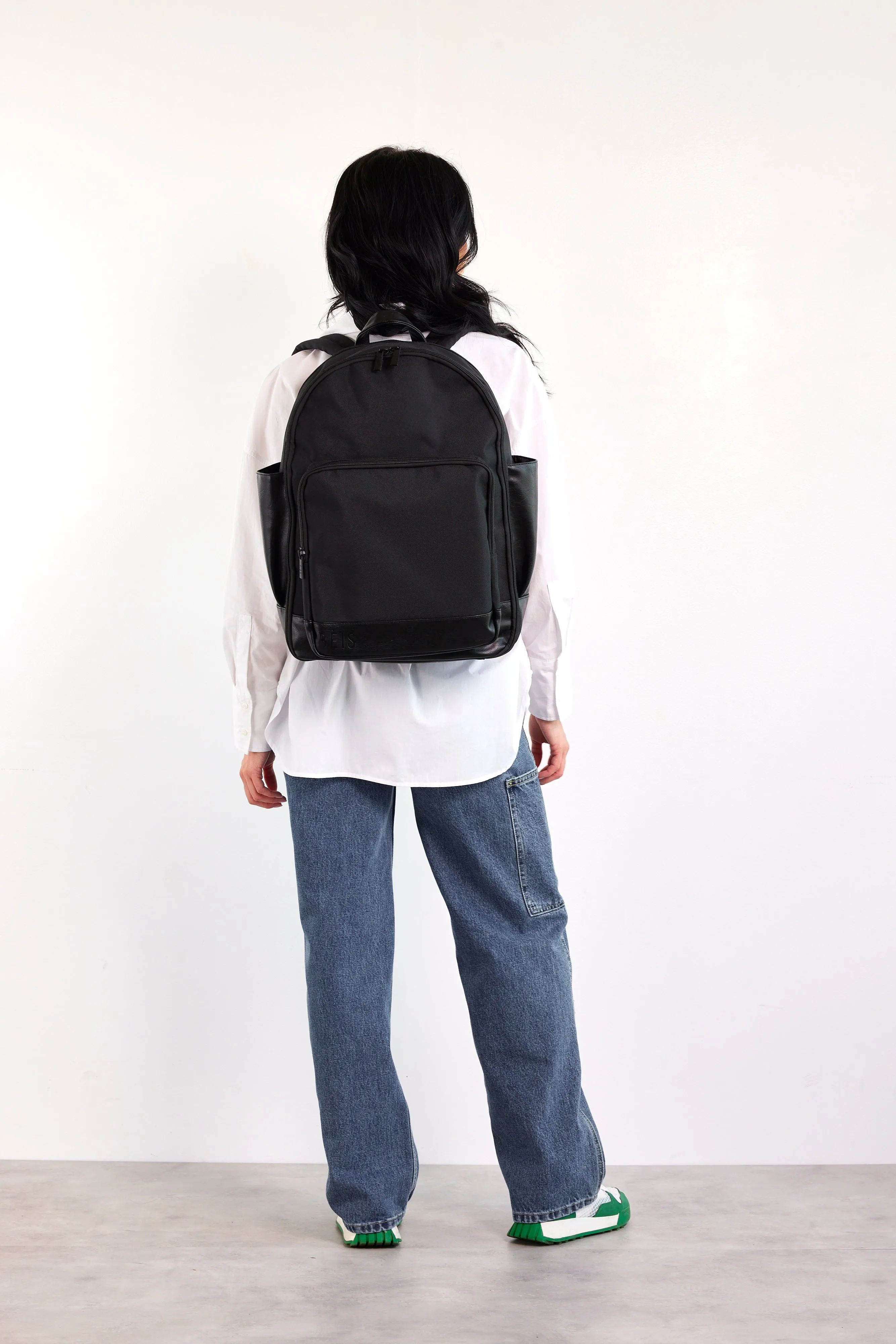 The Backpack in Black