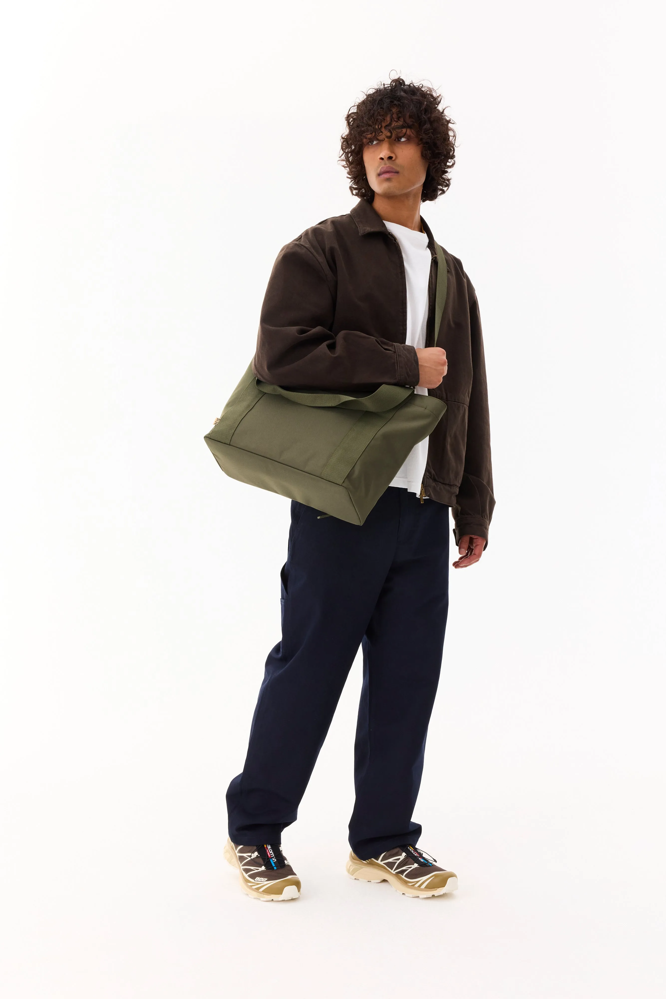 The BÉISics Tote in Olive