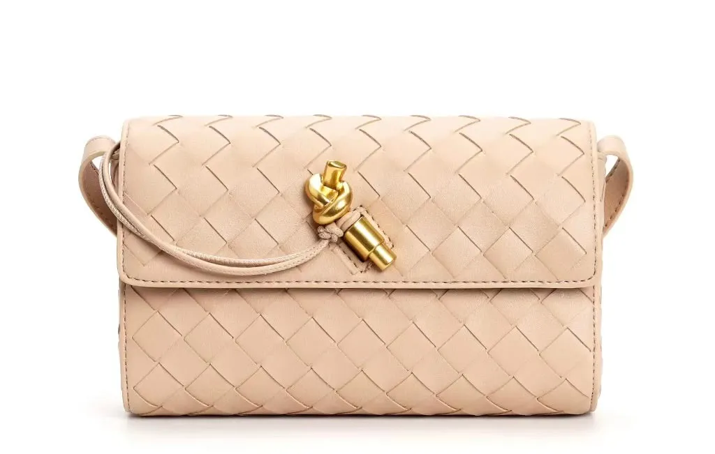 WOVEN FLAP CLUTCH